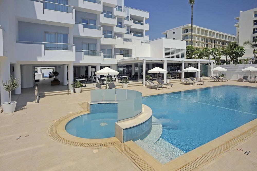 Okeanos Beach Boutique Hotel Agia Napa Exterior foto